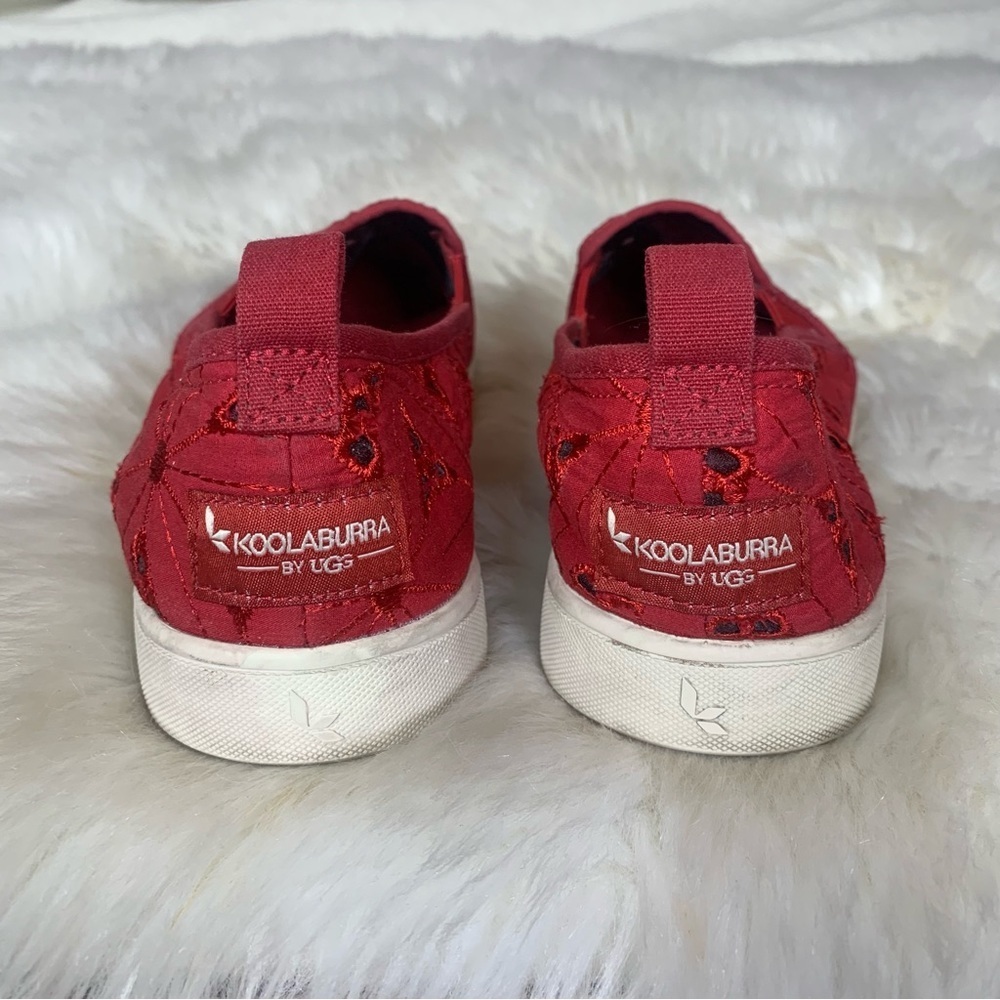 Koolaburra by UGG Red Floral Amiah Sneaker - Picture 5 of 8